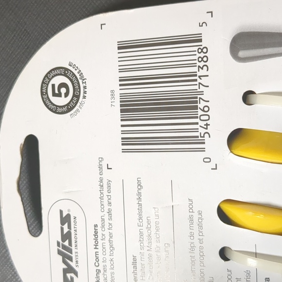 Zyliss Interlocking Corn Holders - Picture 3 of 3